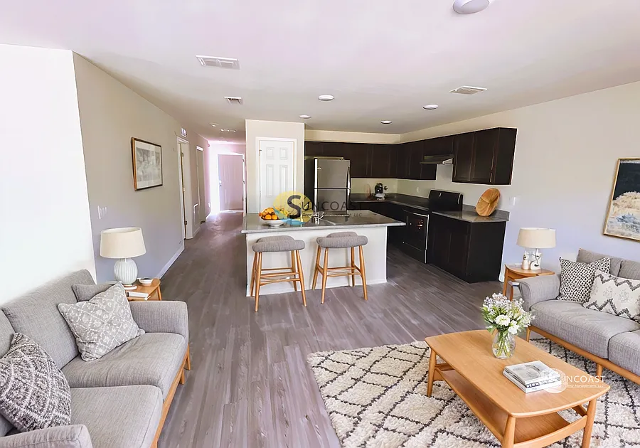 Comfortable Living, Exceptional Location !Available Now! In Palm Coast — Photo 3