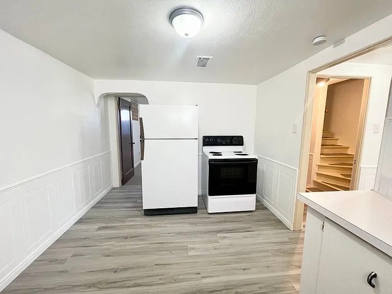 621 N Kimball Ave — Photo 4