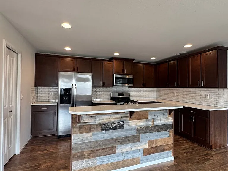 2502 N McIntosh St — Photo 16