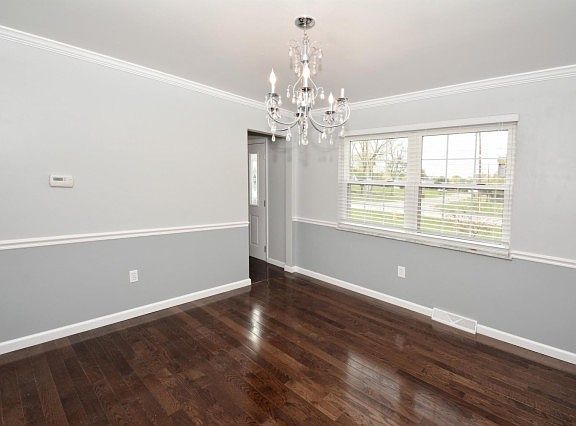 4th image of 8940 Tammy Dr