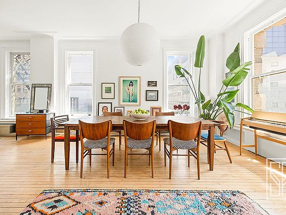 4th image of 366 Broadway APT 6D