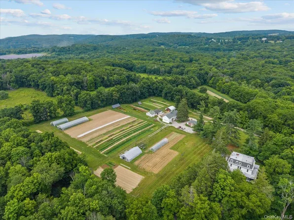 123-179 Sisters Hill Road, Stanfordville, NY 12581