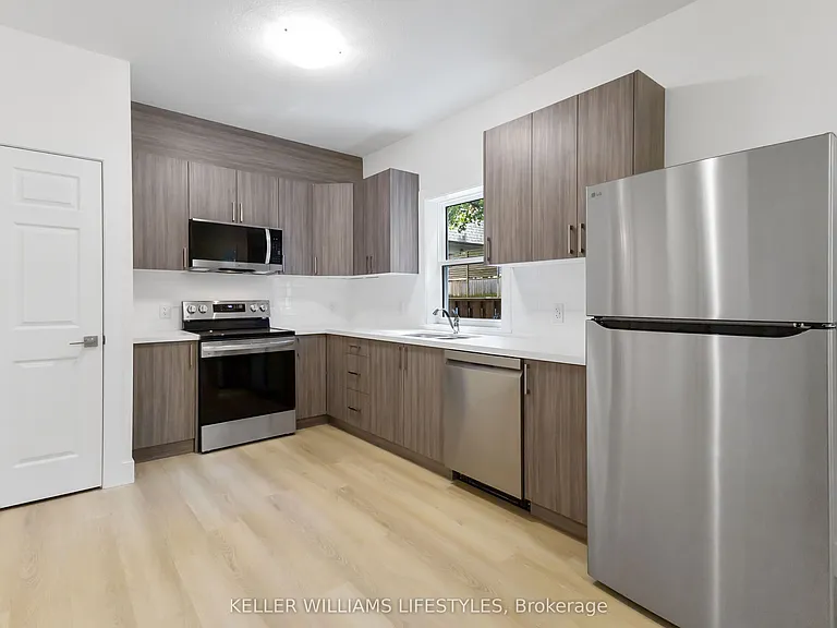 178 Woodward Ave #C — Photo 14