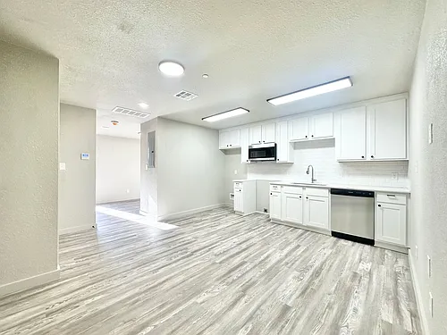 Floor plan 104