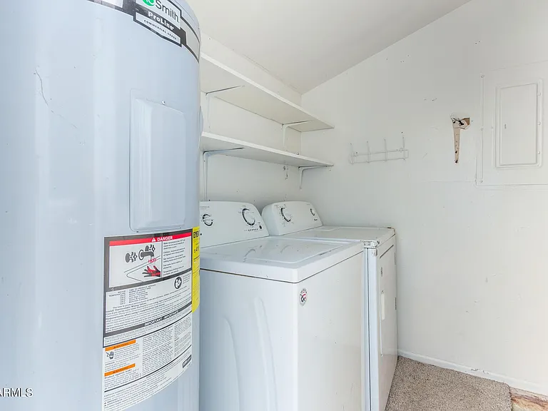 2612 E Lemon St — Photo 8