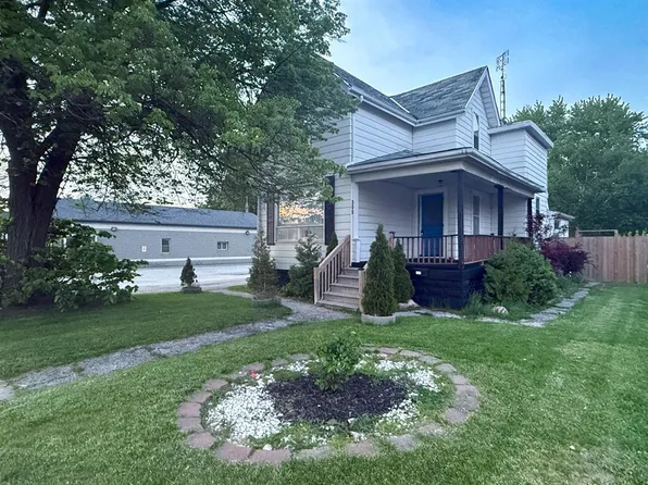 305 Saint Clair St, Chatham Kent, ON N7L 3J8