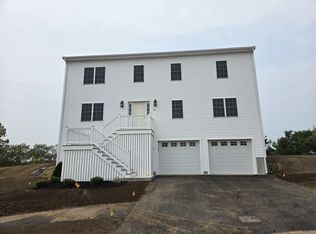 64 Kelly Ln, Lynn, MA 01904