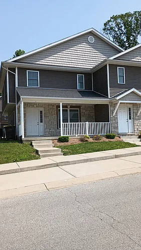 1756 W Countryside Ln Photo 1