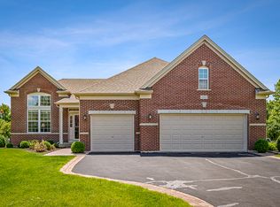 2528 Moutray Ln, North Aurora, IL