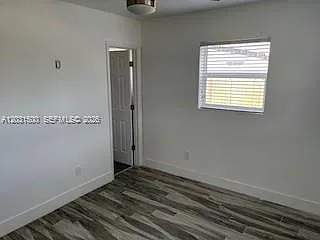 240 N 70th Way — Photo 12