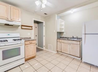609 Cottonwood St, Lockhart, TX 78644