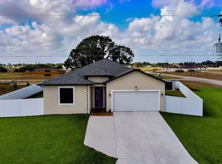 7046 Lotus Cir, Labelle, FL 33935