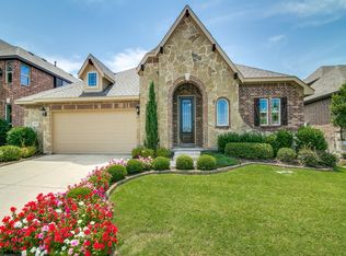 848 McCall Dr, Fate, TX 75087