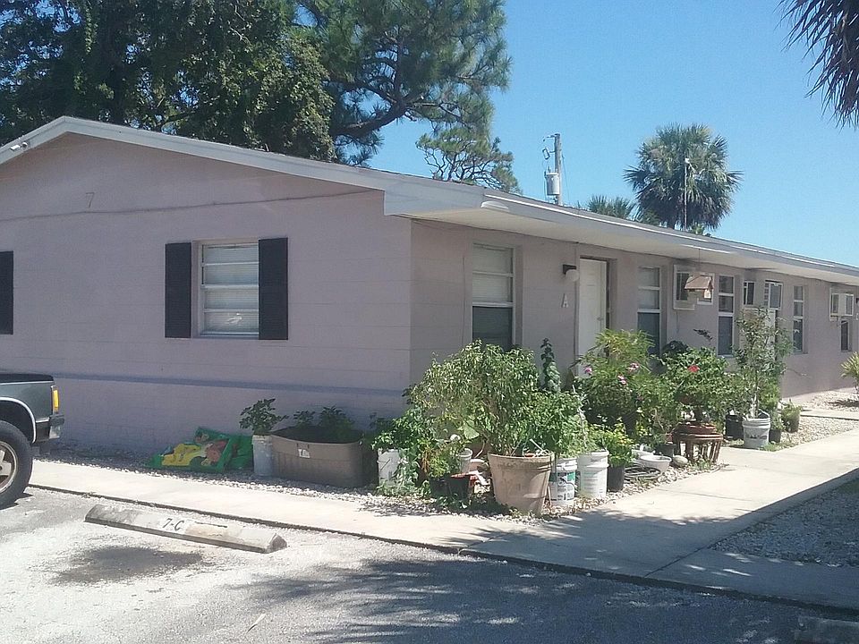 2nd image of 5 And 7 Circle Ave