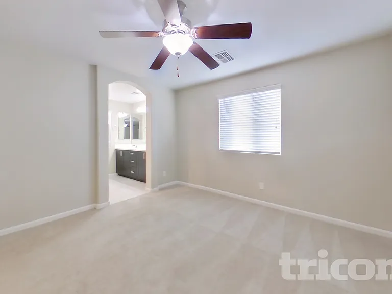 12550 W Hummingbird Ter — Photo 5