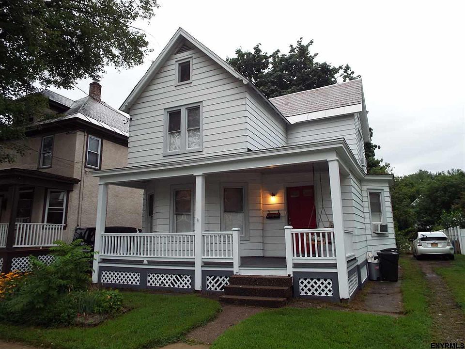 1st image of 1030 Regent St