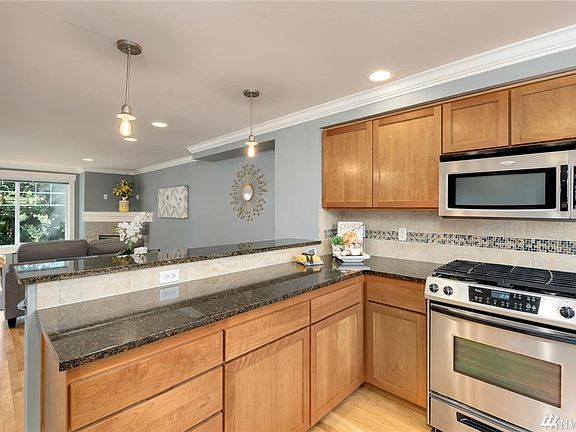 5th image of 639 Market St #A