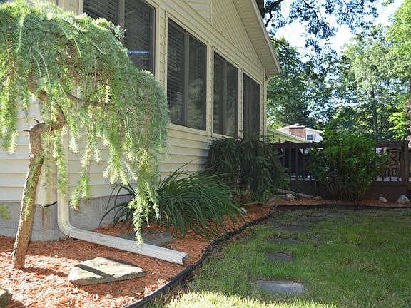 5th image of 965 Mancelona Dr
