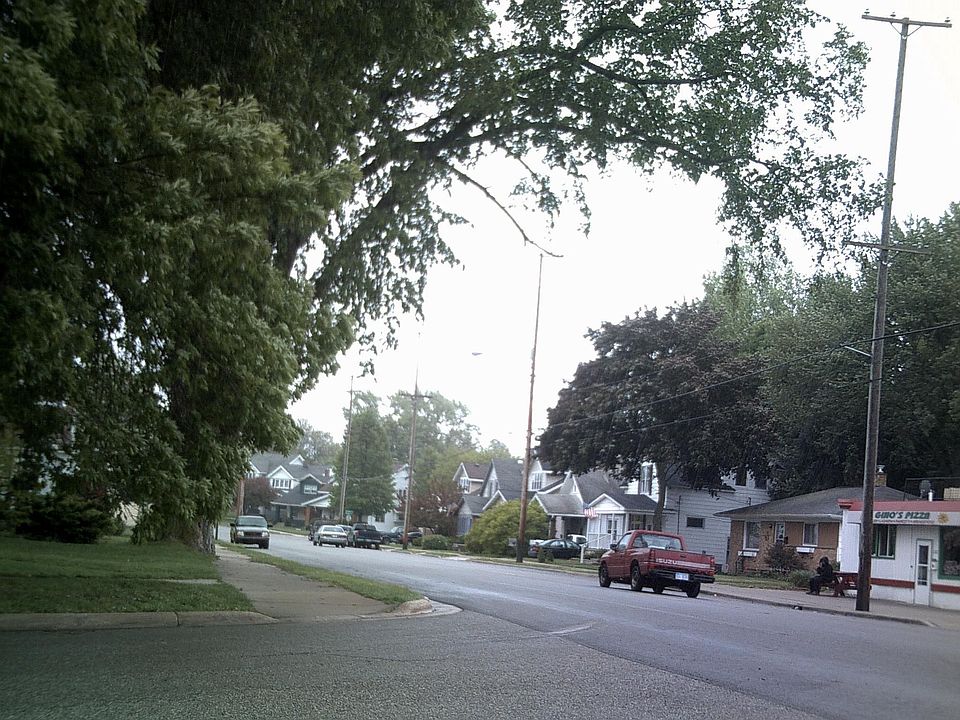 2nd image of 1170 Walker Ave NW