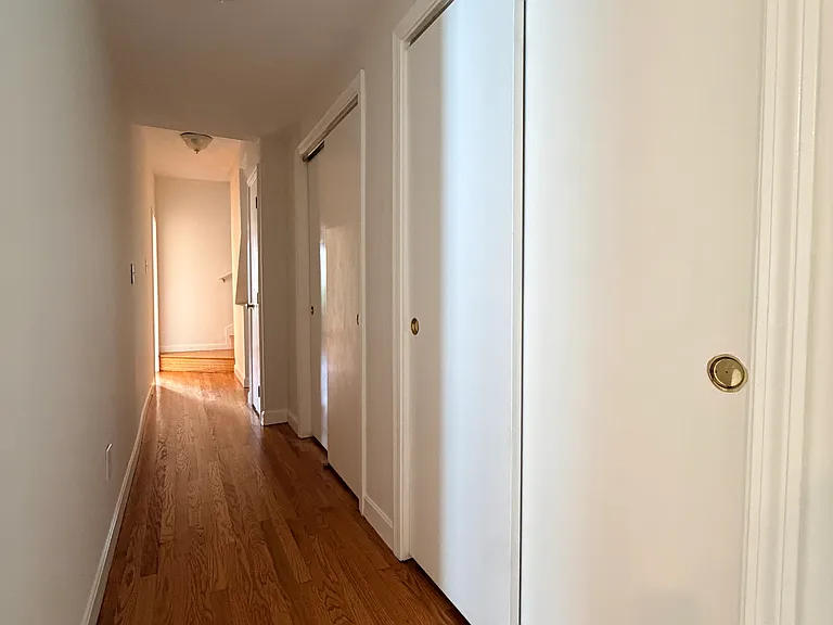 141-143 Bloomingdale St #1 — Photo 11