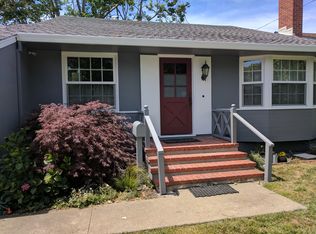 1037 Oakland Ave, Menlo Park, CA 94025
