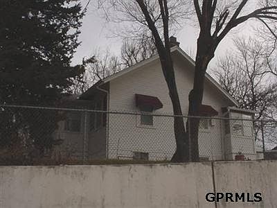 2nd image of 3523 Ohio St