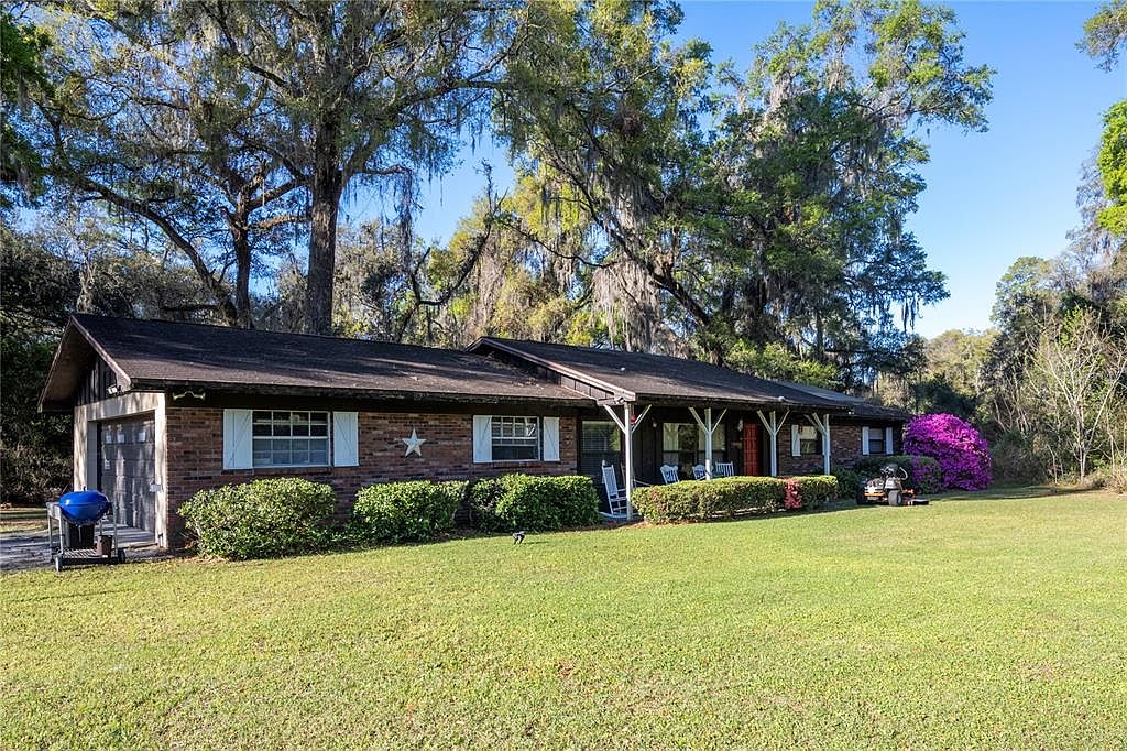 2570 SE Highway 42, Summerfield, FL 34491 | Zillow
