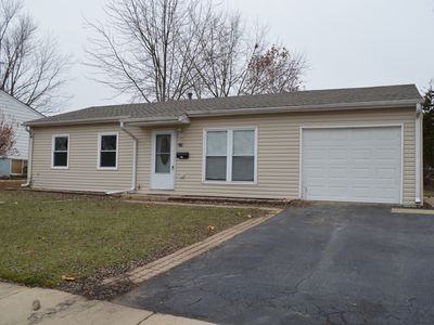 114 Mayfield Dr, Streamwood, IL, 60107
