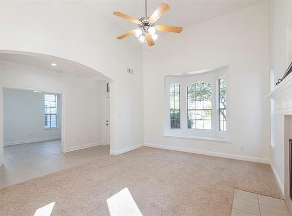 5th image of 1712 Forsythe Dr