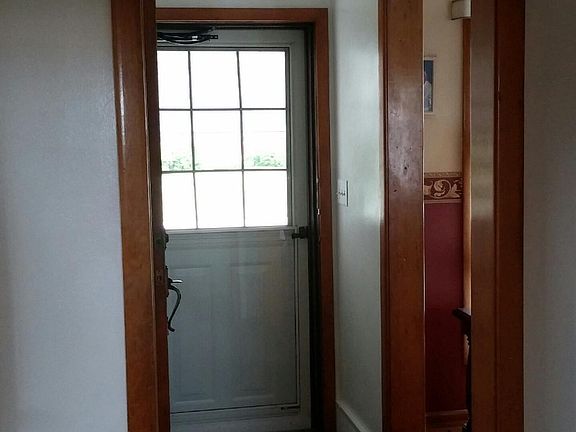 Entry-way (looking back)