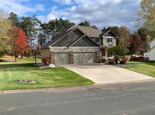 5048 Marquess Trail Ct N, Lake Elmo, MN 55042