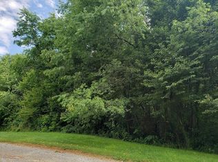 163 Cherry St, Rural Retreat, VA 24368