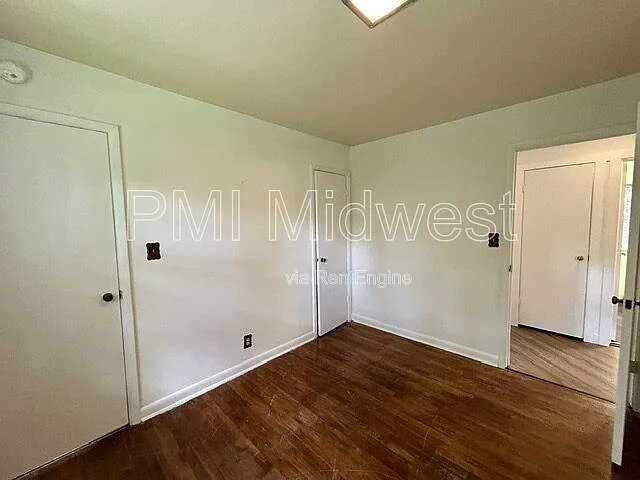 2534 Parr Dr — Photo 16
