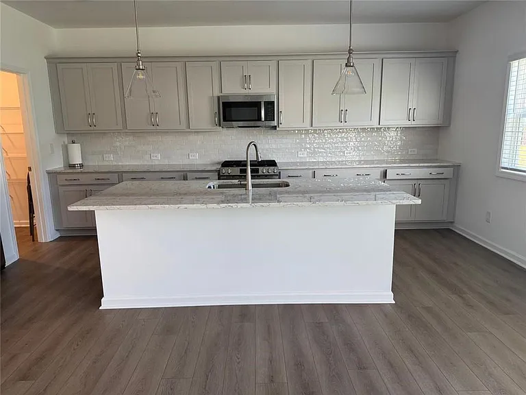 30 Everly Way — Photo 4