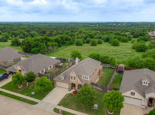 5609 Park View Dr, Midlothian, TX 76065