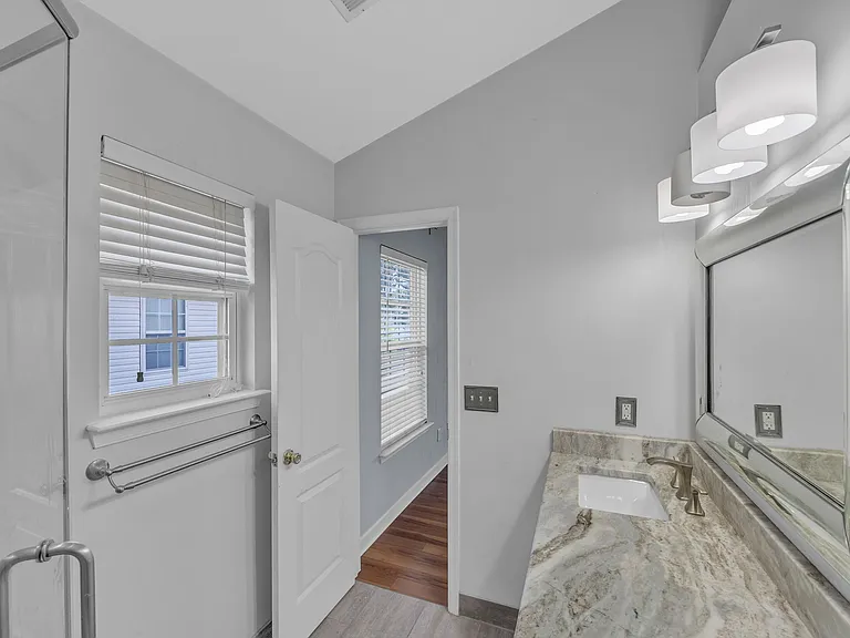 8131 Redmon Rd #B — Photo 28
