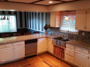 511 E 8th St, Brookville, IN 47012
