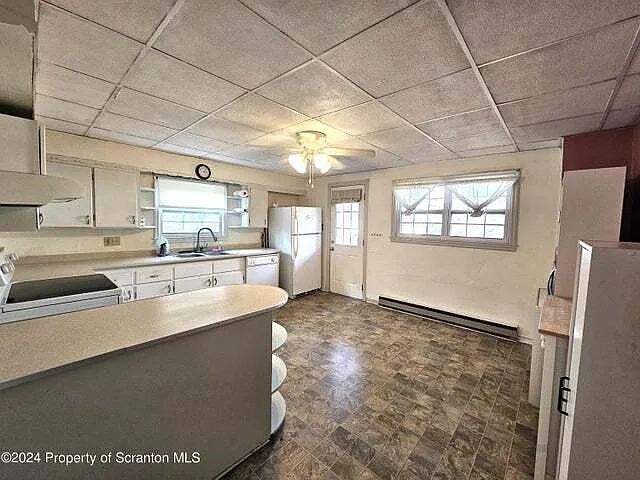 624 Court St — Photo 4