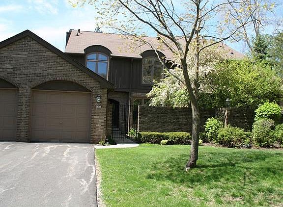 3rd image of 30745 Oakview Way #1