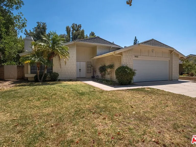 7652 Quimby Ave — Photo 2