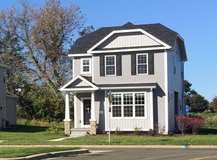 1146 Okeeffe Ave, Sun Prairie, WI 53590