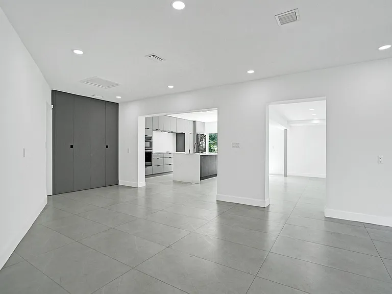 6700 E Tropical Way #1 — Photo 10