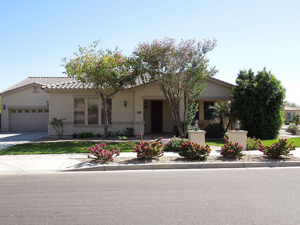 1st image of 2313 W Buckhorn Trl