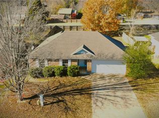 20811 Justin Dr, Springdale, AR 72764