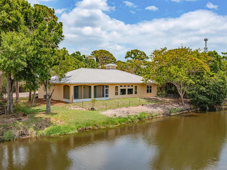 315 Enola Pl — Photo 30