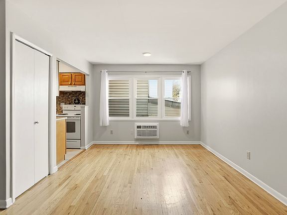 4th image of 310 70th St APT 1D