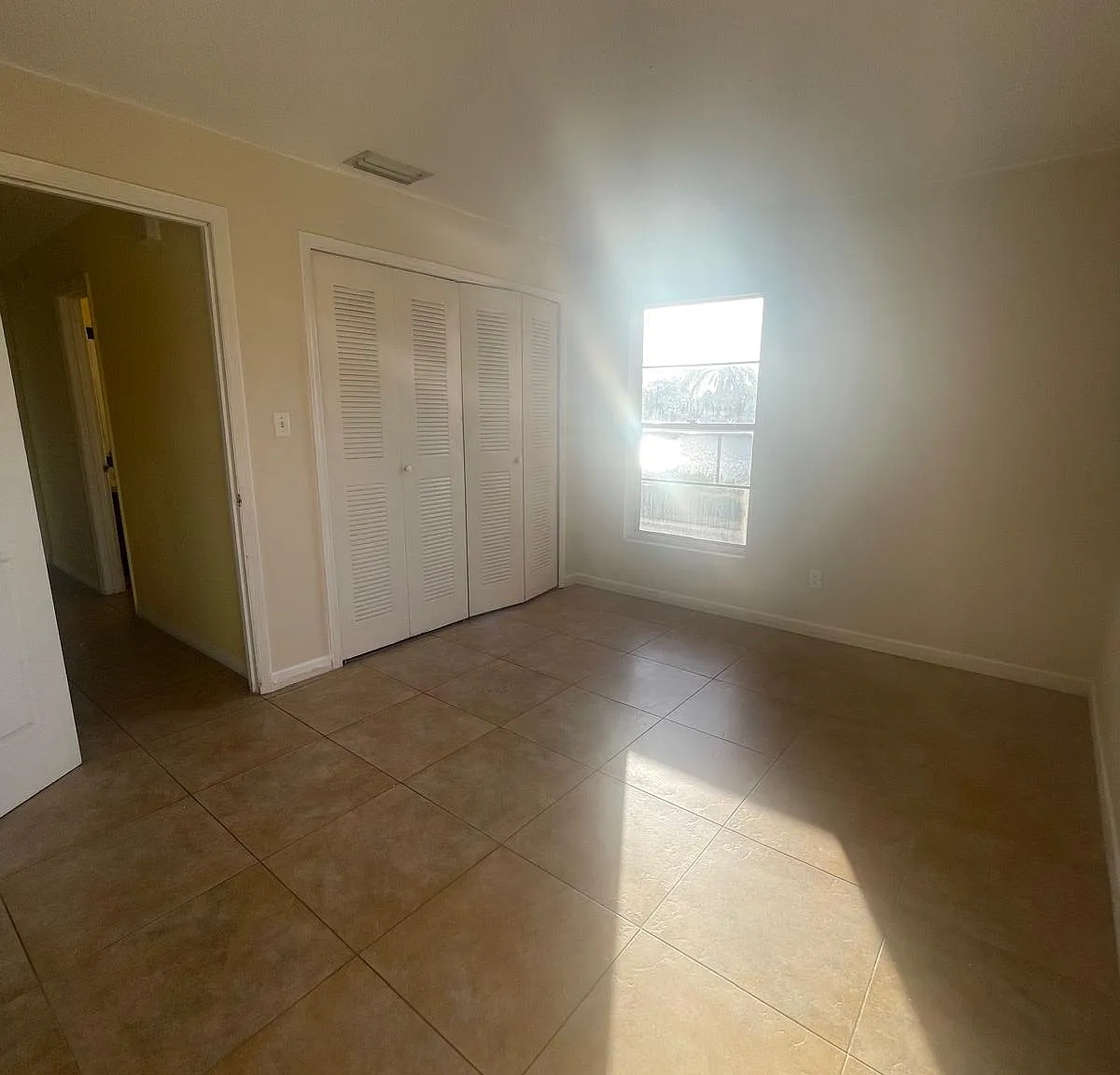 2 bed, 750 sqft, $1,675 — Photo 3