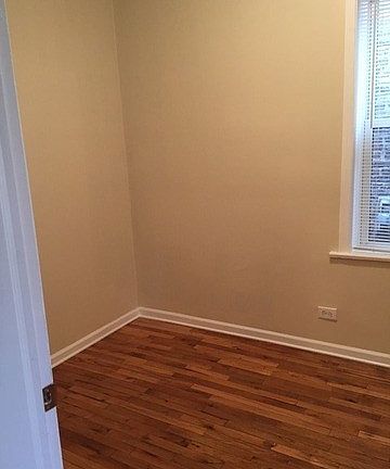 4th image of 1443 S Kedvale Ave #3