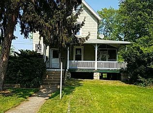 109 Upland Ter, Collingdale, PA 19023