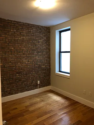 Rented by Hagstrom Management Inc | media 4